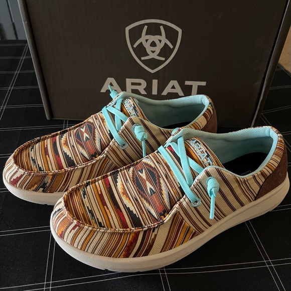 Ariat Women’s Santa Fe Hilo Chimayo Shoes *New without tags* - Picture 2 of 7